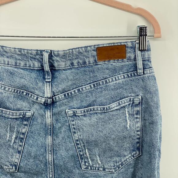 Social Tourist Distressed Boyfriend Jeans Hi-Rise Medium Wash Stretch Sz 30 - Picture 6 of 9